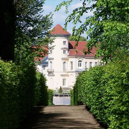 Marstall Im Schlosspark Rheinsberg Esterno foto