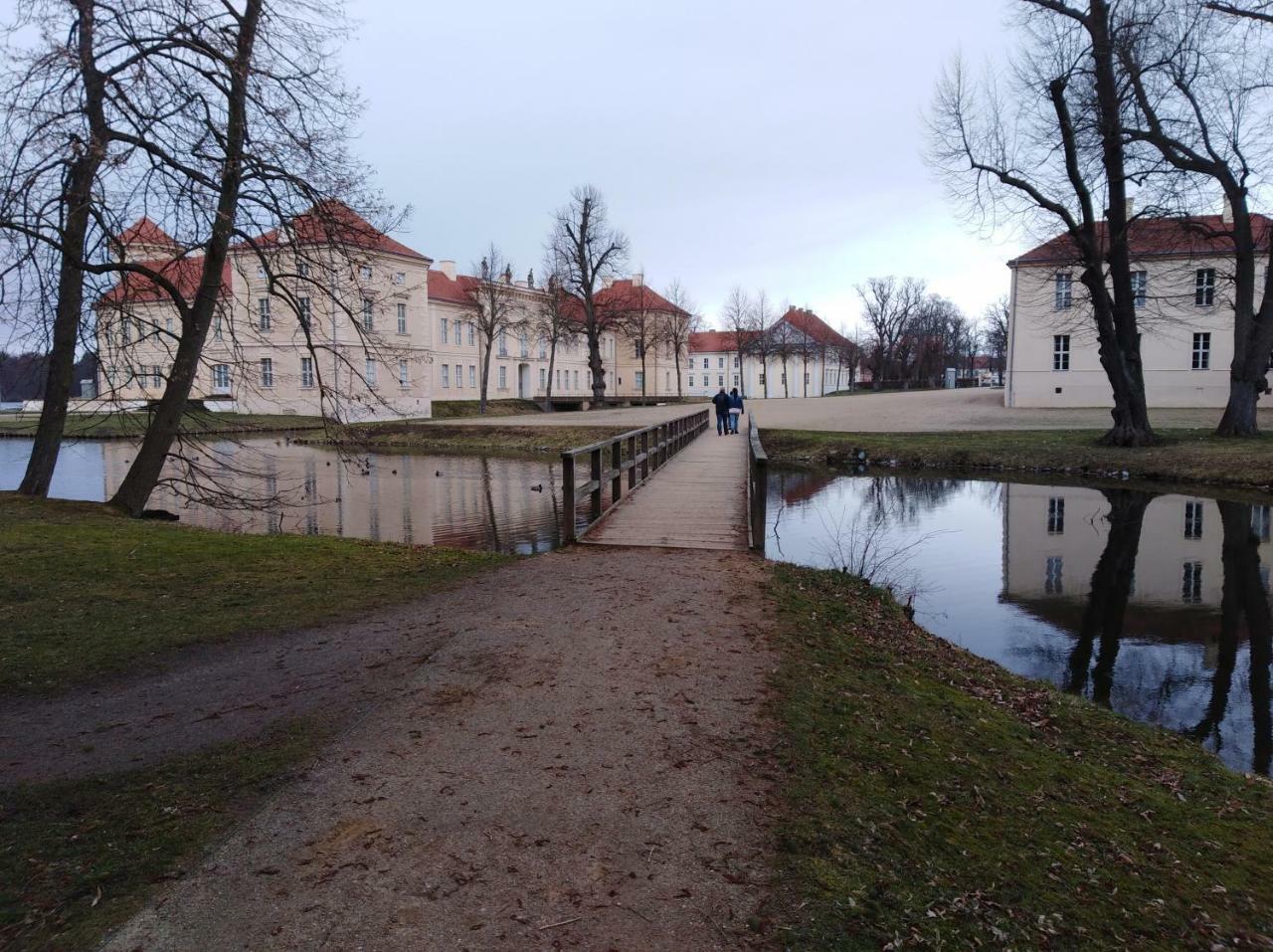 Marstall Im Schlosspark Rheinsberg Esterno foto